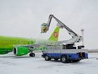 Новосибирский аэропорт готов к работе в условиях ледяного дождя и мокрого снега